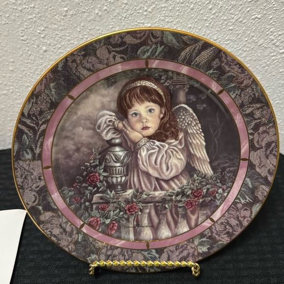 Gardens of Innocence Limited Edition “Hope” Plate by Richardson Bradford Exchang - Picture 3 of 17